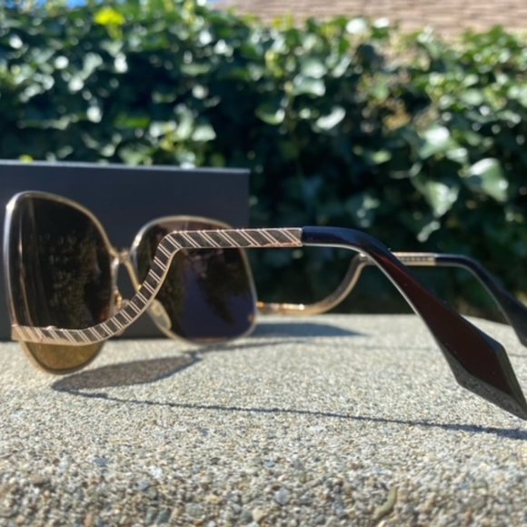 Victoria Beckham Rose Gold Sunglasses - Picture 5 of 9